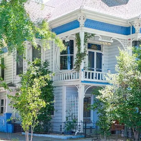 Irenehouse Victorian Inn Sacramento Exterior photo